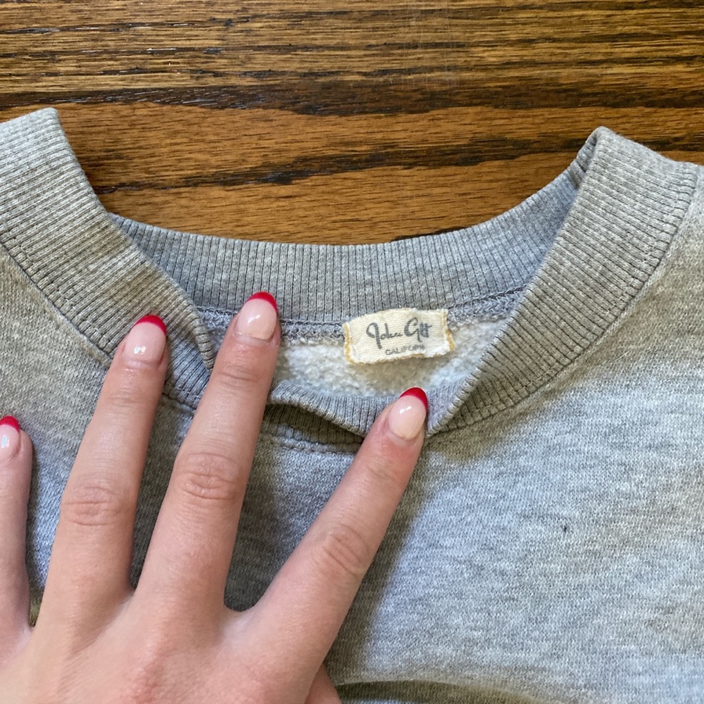 gray new york crewneck from brandy melville!! - Picture 2 of 2